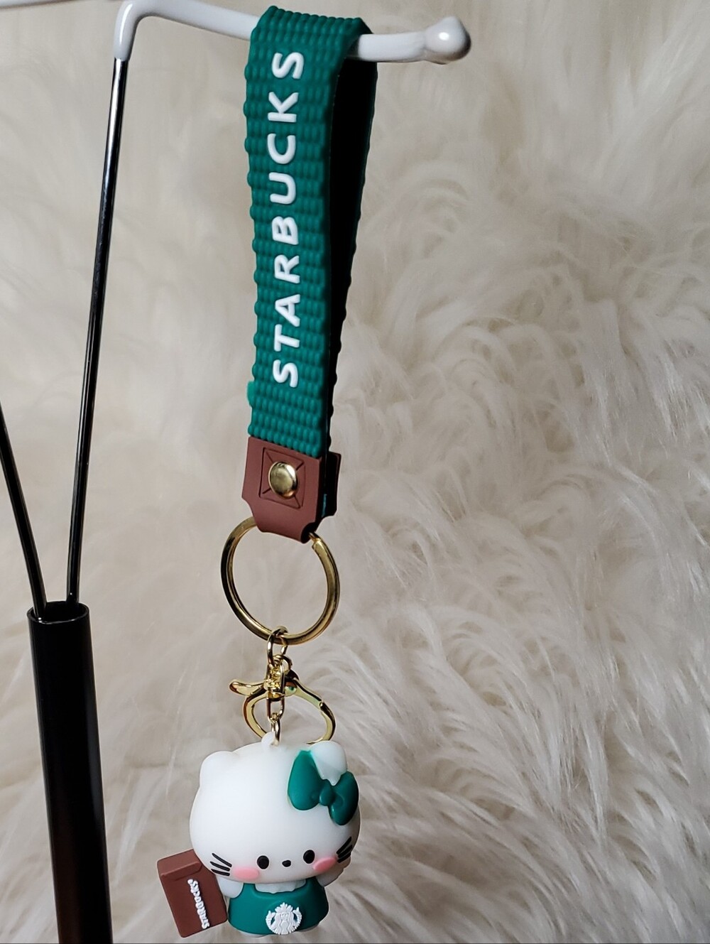 Green Wristlet with White Kitty Charm
